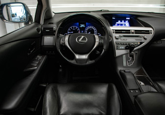 Подержанный автомобиль Lexus RX 2013 года (9 фото)