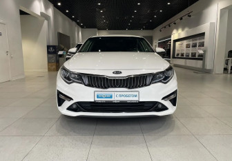 Подержанный автомобиль Kia Optima Sedan 2018 года (2 фото)
