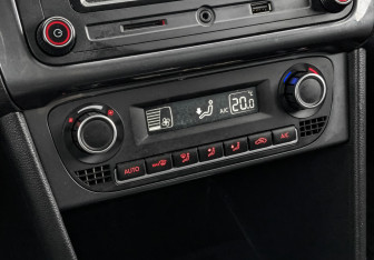 Подержанный автомобиль Volkswagen Polo Sedan 2019 года (21 фото)