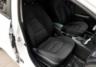 Подержанный автомобиль Kia Ceed Hatchback 2017 года (23 фото)