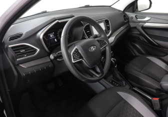 Подержанный автомобиль LADA (ВАЗ) Vesta Sedan 2024 года (9 фото)