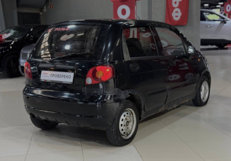 Подержанный автомобиль Daewoo Matiz 2009 года (5 фото)