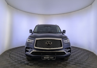 Подержанный автомобиль Infiniti QX80 2019 года (2 фото)
