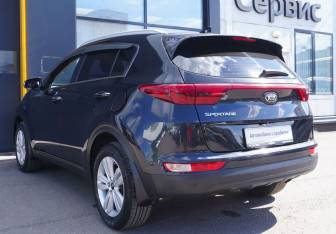 Подержанный автомобиль Kia Sportage 2017 года (7 фото)