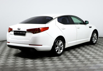 Подержанный автомобиль Kia Optima Sedan 2012 года (5 фото)