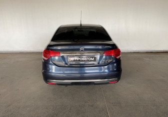 Подержанный автомобиль Citroen C4 Sedan 2013 года (5 фото)