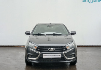 Подержанный автомобиль LADA (ВАЗ) Vesta Sedan 2017 года (2 фото)