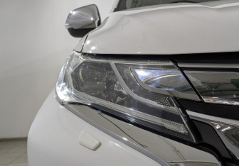 Подержанный автомобиль Mitsubishi Pajero Sport 2018 года (10 фото)