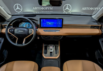 Подержанный автомобиль Haval Jolion 2022 года (14 фото)