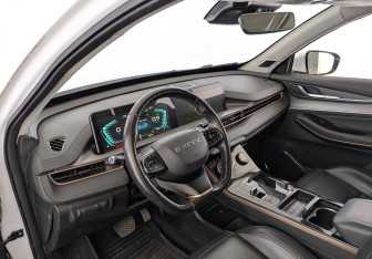 Подержанный автомобиль Exeed LX 2022 года (16 фото)