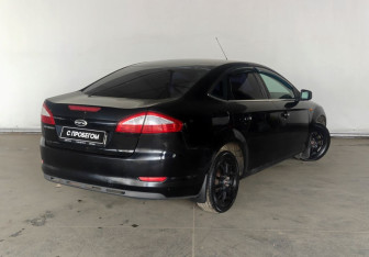 Подержанный автомобиль Ford Mondeo Sedan 2008 года (5 фото)