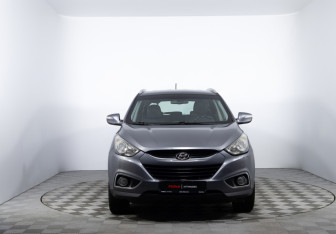Подержанный автомобиль Hyundai ix35 2011 года (2 фото)