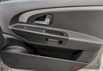 Подержанный автомобиль Kia Ceed Hatchback 2012 года (18 фото)