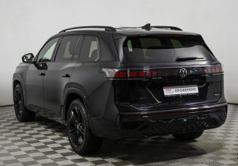 Подержанный автомобиль Volkswagen Teramont 2025 года (7 фото)