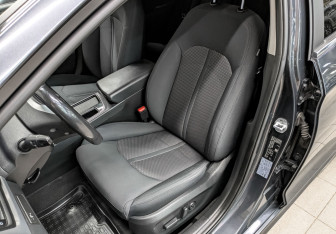 Подержанный автомобиль Hyundai Sonata 2018 года (20 фото)