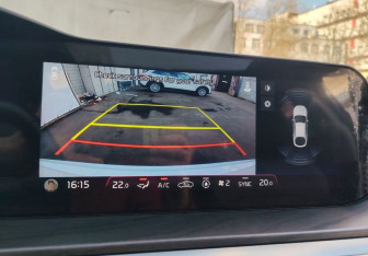 Подержанный автомобиль Kia K5 2023 года (13 фото)