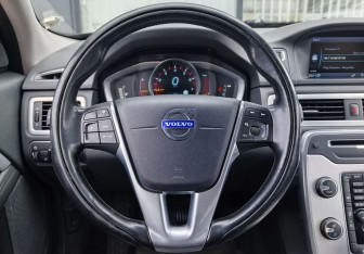 Подержанный автомобиль Volvo S80 2014 года (14 фото)