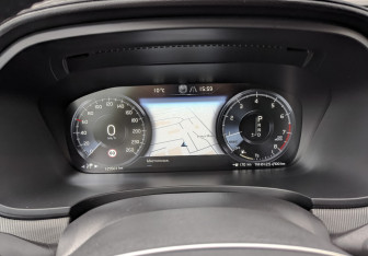 Подержанный автомобиль Volvo S90 2017 года (13 фото)