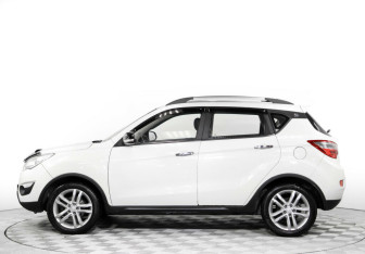 Подержанный автомобиль Changan CS35 2018 года (3 фото)