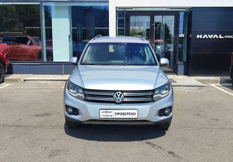 Подержанный автомобиль Volkswagen Tiguan 2013 года (2 фото)