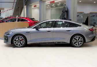 Новый Audi A5 Liftback 2025 (2 фото)