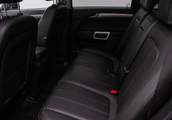 Подержанный автомобиль Opel Antara 2014 года (11 фото)