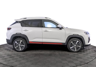 Подержанный автомобиль Changan CS35PLUS 2023 года (4 фото)
