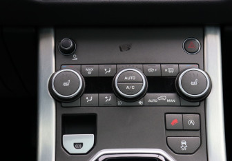 Подержанный автомобиль Land Rover Range Rover Evoque 2015 года (18 фото)
