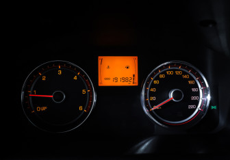 Подержанный автомобиль SsangYong Actyon 2011 года (16 фото)