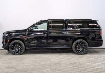 Подержанный автомобиль Cadillac Escalade Suv 2021 года (8 фото)
