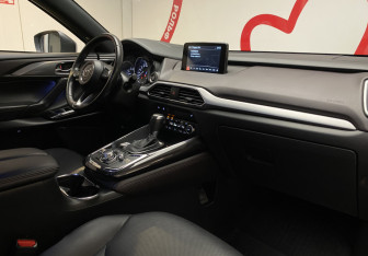 Подержанный автомобиль Mazda CX-9 2018 года (7 фото)