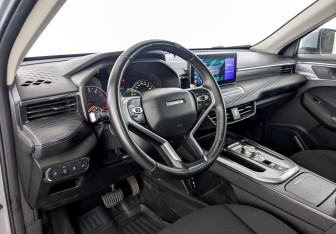 Подержанный автомобиль Haval Jolion 2023 года (15 фото)