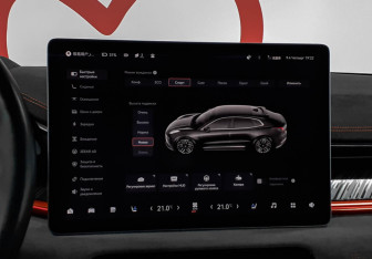 Подержанный автомобиль Zeekr 001 2024 года (13 фото)