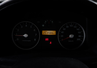 Подержанный автомобиль Hyundai Getz 2010 года (9 фото)