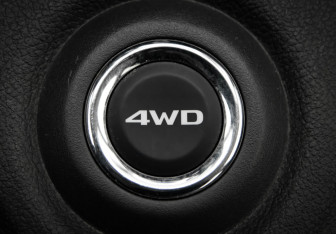 Подержанный автомобиль Mitsubishi Outlander 2016 года (21 фото)