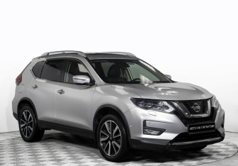 Подержанный автомобиль Nissan X-Trail 2019 года (2 фото)