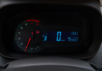 Подержанный автомобиль Chevrolet Cobalt Sedan 2013 года (17 фото)