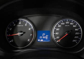 Подержанный автомобиль Mitsubishi Outlander 2017 года (12 фото)