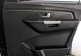 Подержанный автомобиль УАЗ Pickup 2024 года (24 фото)