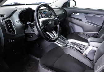 Подержанный автомобиль Kia Sportage 2015 года (11 фото)