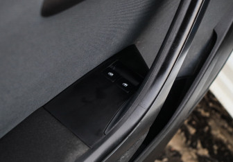 Подержанный автомобиль Opel Astra Hatchback 2014 года (11 фото)