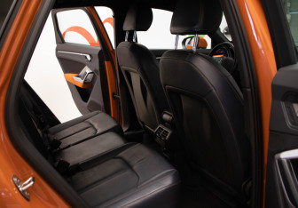 Подержанный автомобиль Audi Q3 2019 года (31 фото)