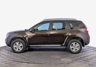 Подержанный автомобиль Nissan Terrano 2020 года (8 фото)