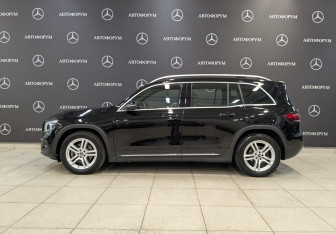 Подержанный автомобиль Mercedes-Benz GLB 2021 года (8 фото)