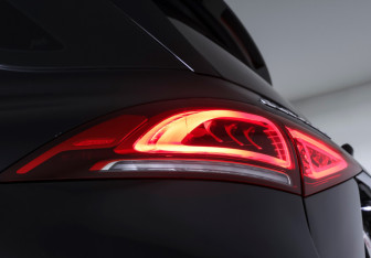 Подержанный автомобиль Mercedes-Benz GLE 2019 года (23 фото)