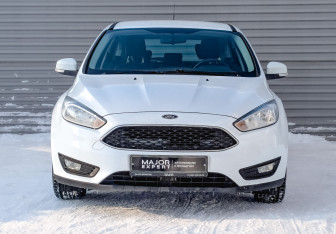 Подержанный автомобиль Ford Focus Hatchback 2018 года (2 фото)