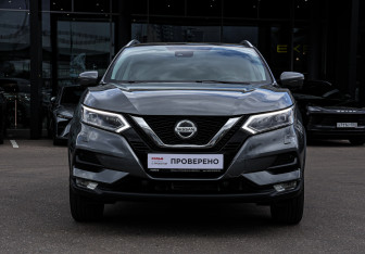 Подержанный автомобиль Nissan Qashqai 2021 года (2 фото)