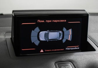 Подержанный автомобиль Audi A1 2015 года (14 фото)