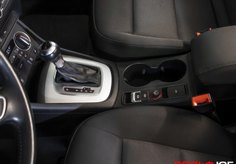 Подержанный автомобиль Audi Q3 2015 года (17 фото)