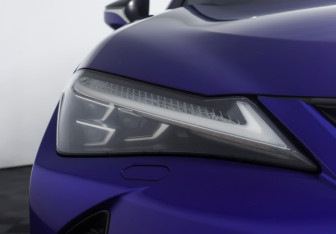 Подержанный автомобиль Lexus UX 2019 года (19 фото)